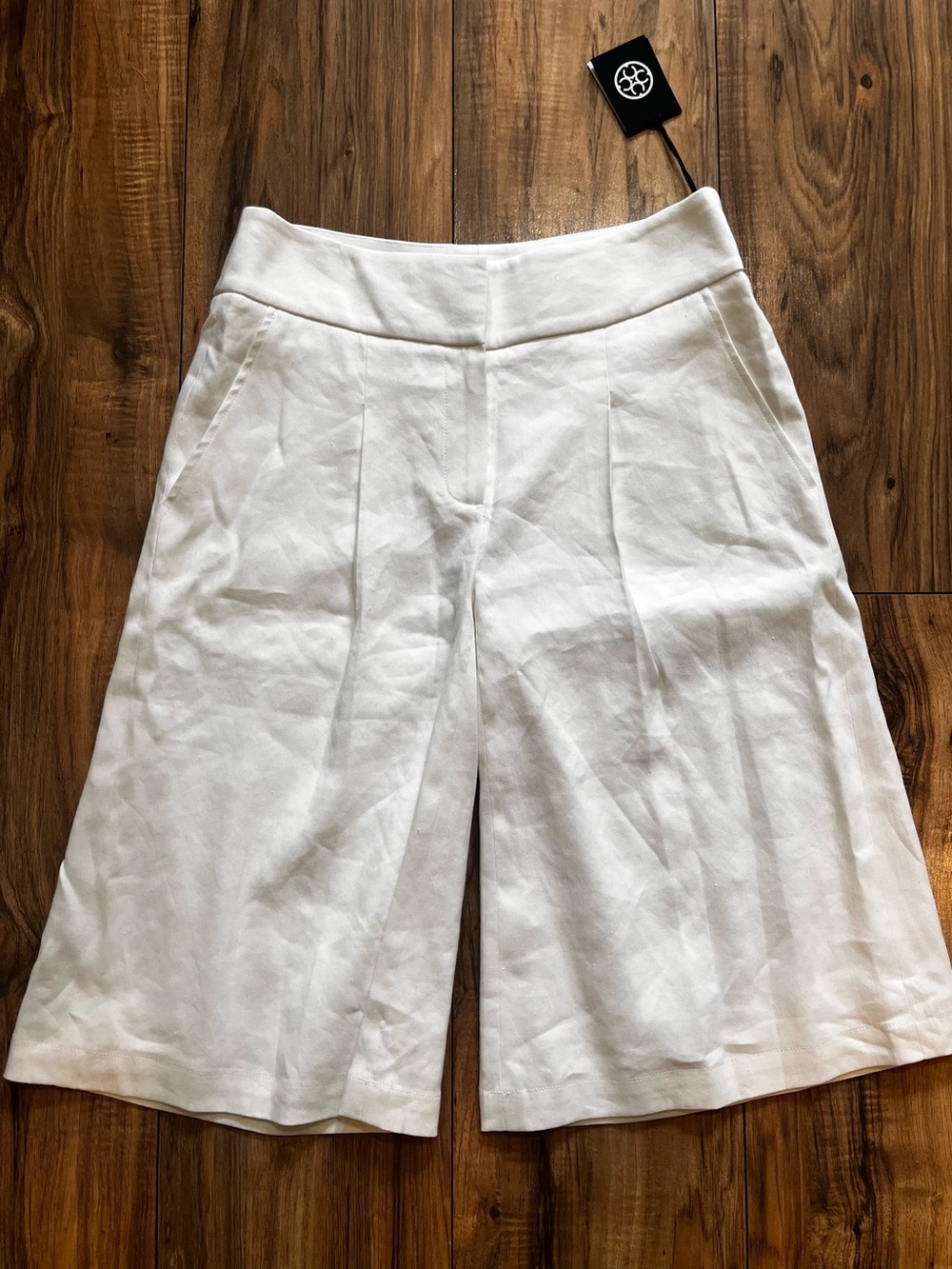 NEW CARLISLE Collection LINDA Linen Blend White Wide-Leg Culottes w/Pockets 0